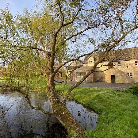 Cosy Satie Au Moulin D'agy Agy